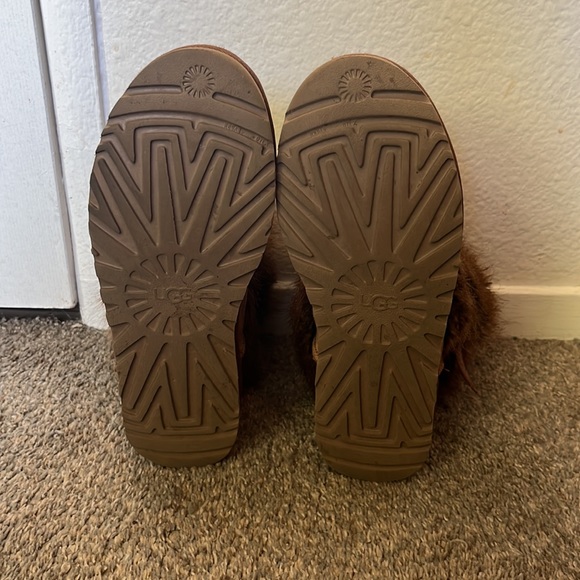 UGG Chestnut Suede Shaggy CLASSIC BUCKLE MINI Boots - Picture 10 of 10